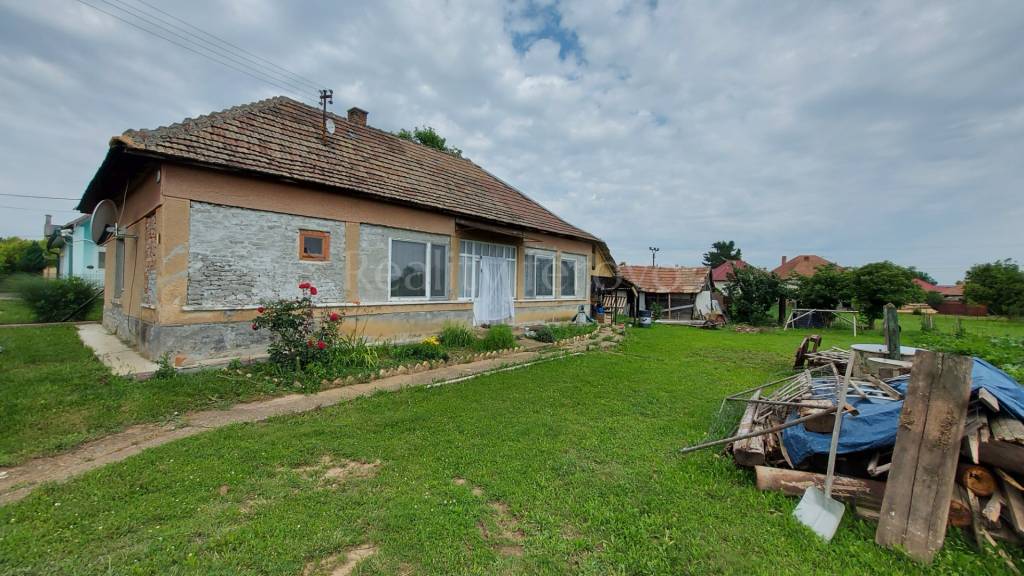 Predaj Rodinný dom Rodinný dom-Predaj-Dubník-23800.00 €
