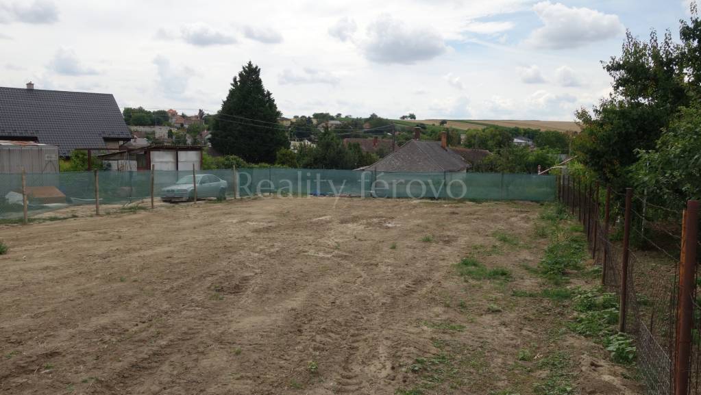Predaj Pozemok pre RD Pozemok pre RD-Predaj-Svätoplukovo-28880.00 €