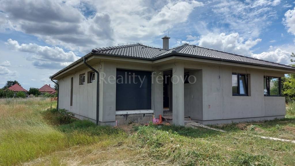 Predaj Rodinný dom Rodinný dom-Predaj-Žihárec-129799.00 €