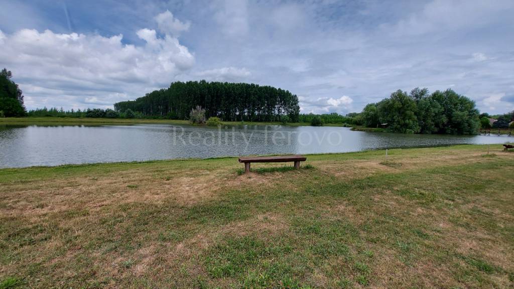 Predaj Záhrada Záhrada-Predaj-Kolárovo-9999.00 €