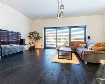 NA PREDAJ ARCHITEKTONICKY NEOBYČAJNÁ ZEMIANSKA KÚRIA Z KONCA 18.STOR.