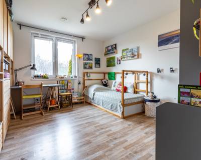 PREDANÉ – ZAUJÍMAVÝ 4-IZB BUNGALOV SO ZÁHRADOU, LEN 15min od KE
