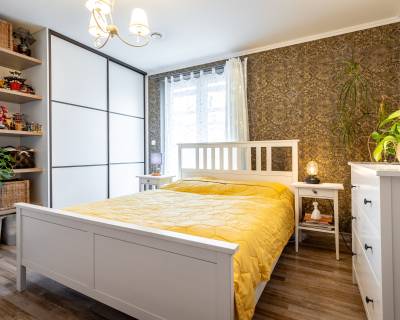 PREDANÉ – ZAUJÍMAVÝ 4-IZB BUNGALOV SO ZÁHRADOU, LEN 15min od KE