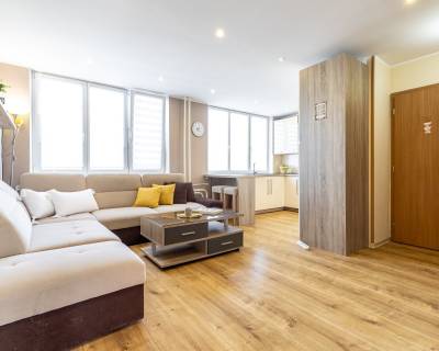 REZERVOVANÝ zrekon.pražák 4izb.byt so zmenenou dispozíciou Železniky