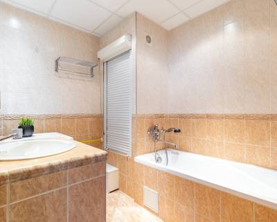 REZERVOVANÝ zrekon.pražák 4izb.byt so zmenenou dispozíciou Železniky