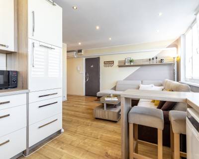 REZERVOVANÝ zrekon.pražák 4izb.byt so zmenenou dispozíciou Železniky