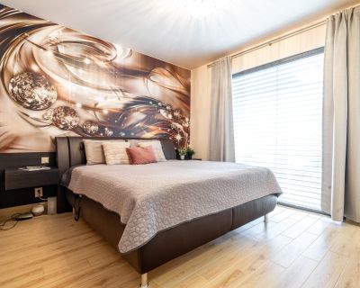 NA PREDAJ SMART 4-IZB BUNGALOV SO ZÁHRADOU A VÝHĽADOM NA JAZERO