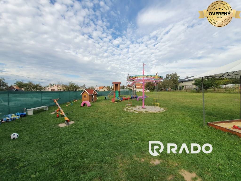 RADO | Na predaj luxusná reštaurácia – Lehota pod Vtáčnikom