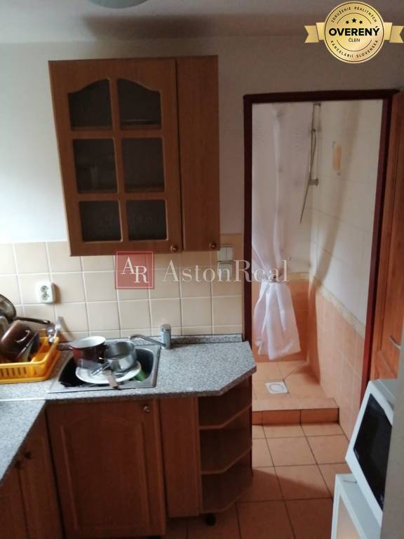 Predaj: REKREAČNÁ CHALUPA, pozemok 475 m2, TURECKÁ
