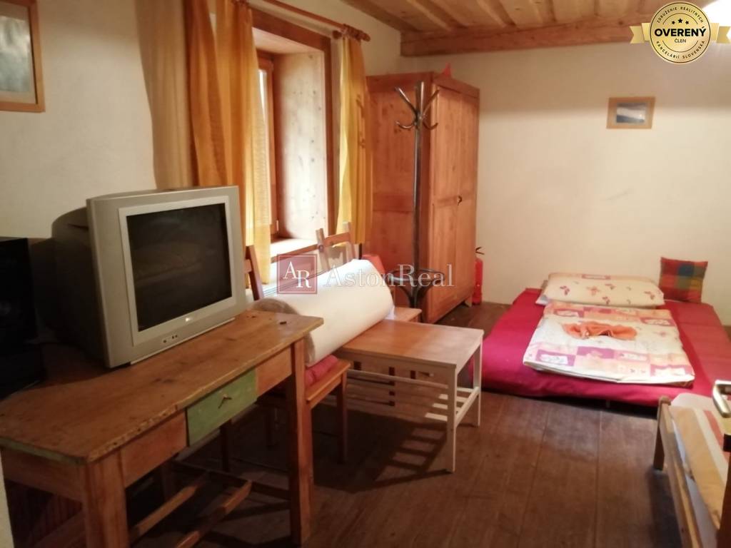 Predaj: REKREAČNÁ CHALUPA, pozemok 475 m2, TURECKÁ