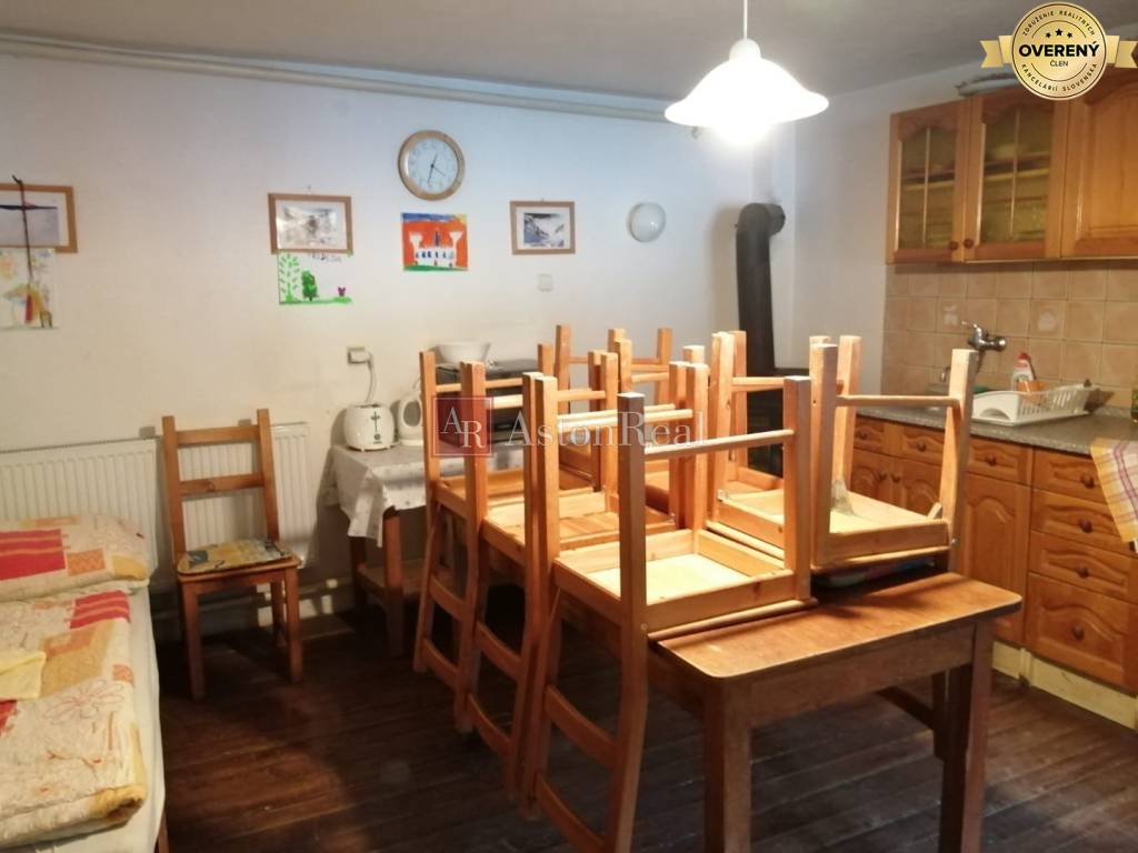 Predaj: REKREAČNÁ CHALUPA, pozemok 475 m2, TURECKÁ
