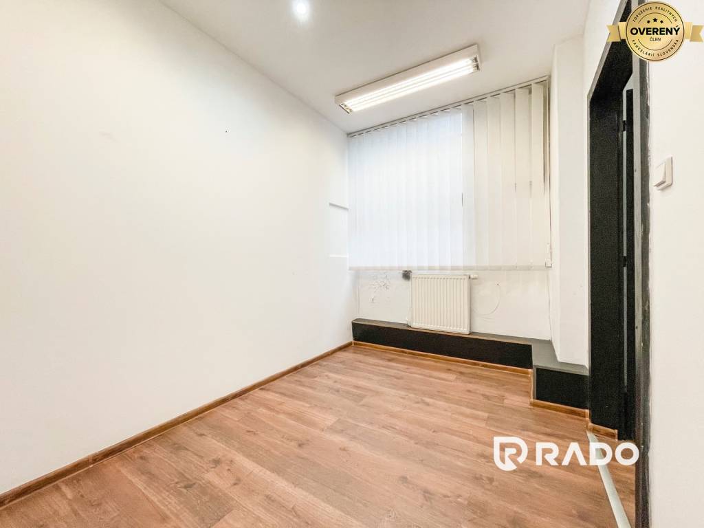 RADO | Sklad a kancelária, LUDOTEX, ul. Zlatovská, Trenčín