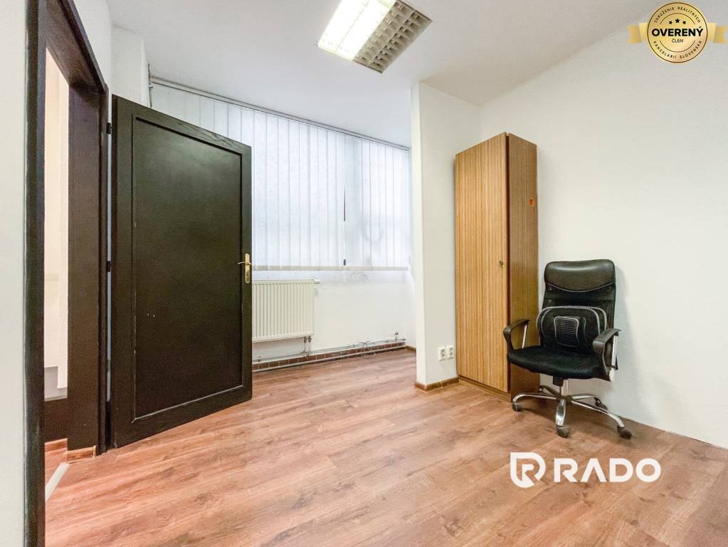 RADO | Sklad a kancelária, LUDOTEX, ul. Zlatovská, Trenčín