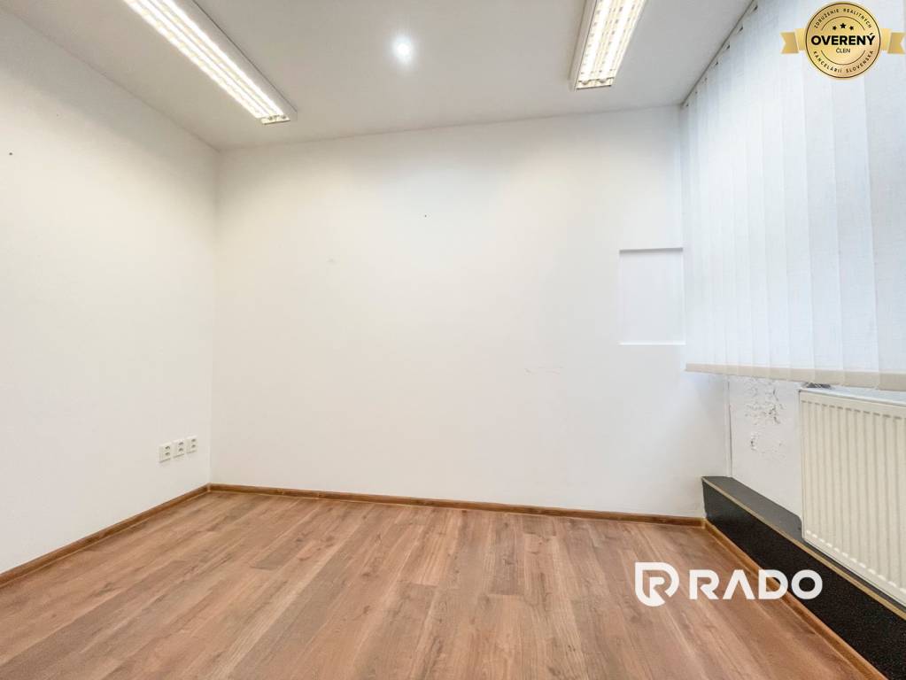 RADO | Sklad a kancelária, LUDOTEX, ul. Zlatovská, Trenčín