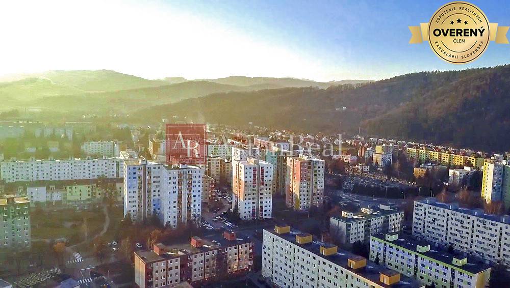 Súrne hľadám pre klienta 3-izbový byt v Púchove