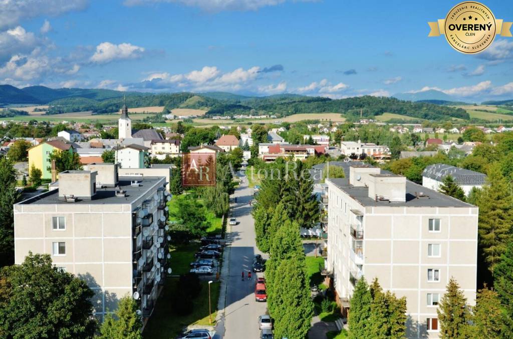 Veľmi súrne hľadám 3-izbový byt  v Púchove a blízke okolie do 10km