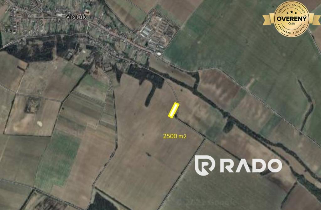 RADO | Na predaj dva pozemky v obci Vištuk