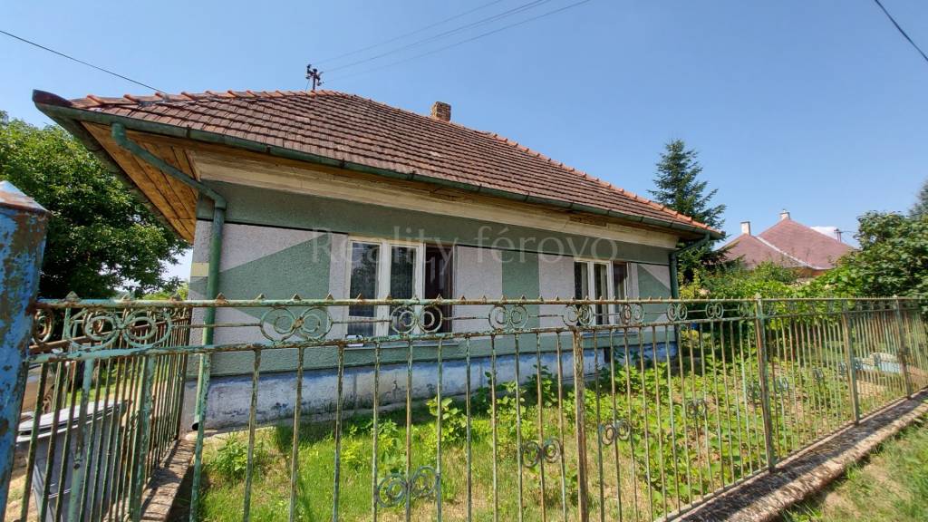 Rodinný dom-Predaj-Semerovo-50000.00 €