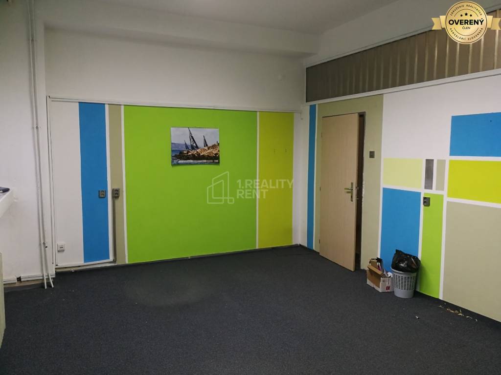 Prenájom : Kancelárie od 12 m2 