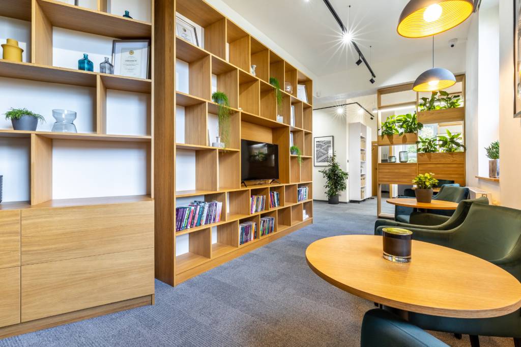 Luxusné administratívne priestory na predaj, 160 m2, ul. Tolstého