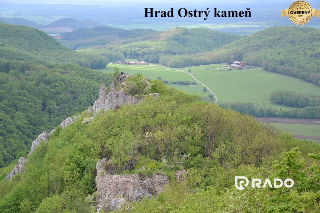 RADO | Na predaj tri pozemky v obci Prievaly