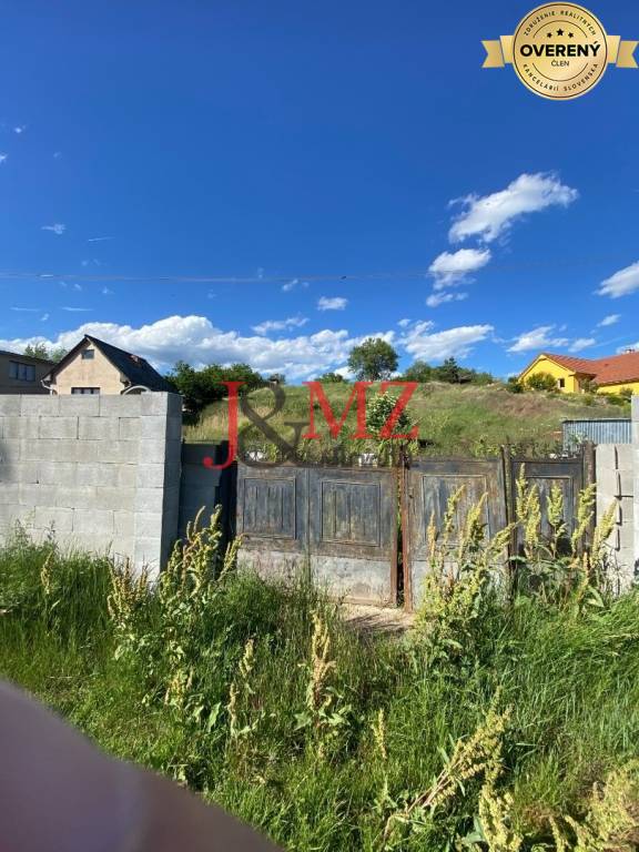 Predaj Pozemok pre RD Pozemok pre RD-Predaj-Levice-99999.00 €