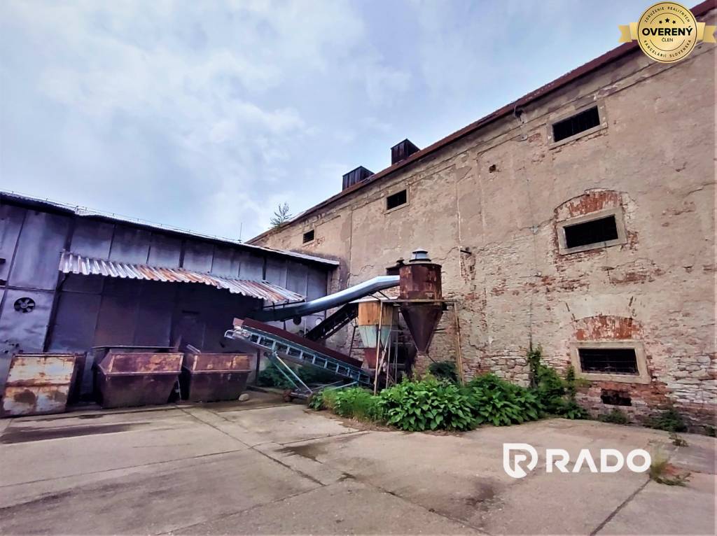 RADO | Historická sýpka v meste Holíč