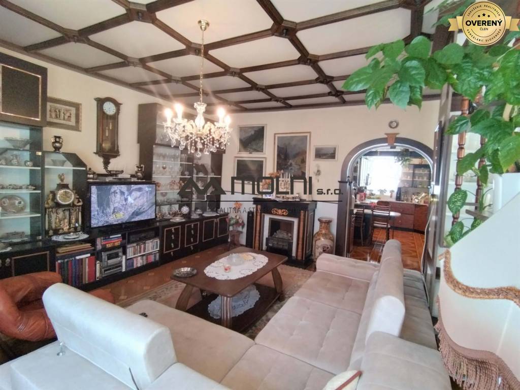 Rodinný dom-Predaj-Nové Zámky-299000.00 €