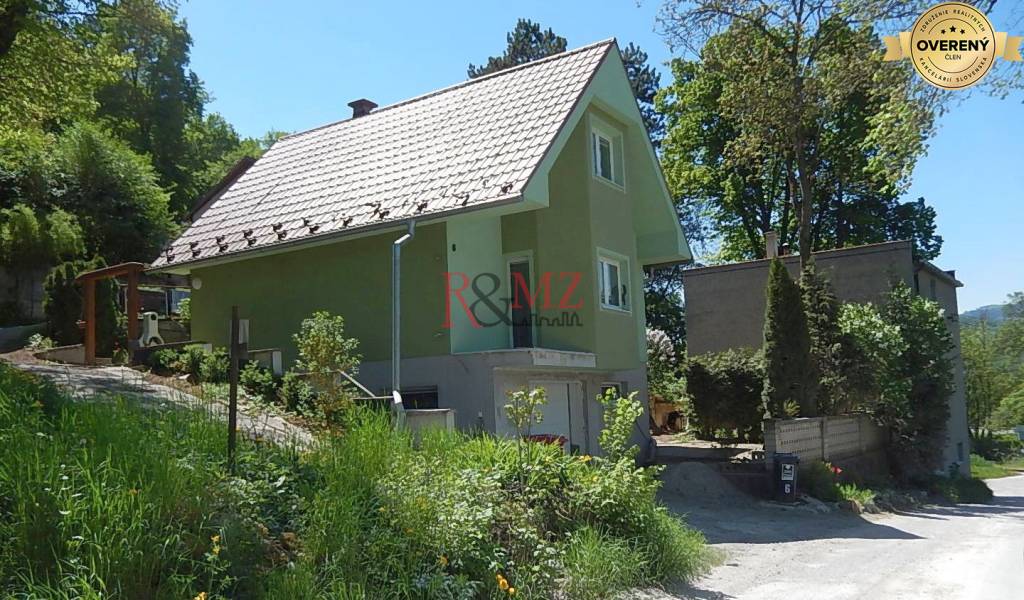 Rodinný dom-Predaj-Banská Bystrica-229000.00 €