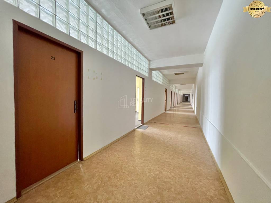 Prenájom kancelárskych priestorov 440m2 v priemyselnej časti Žiliny 