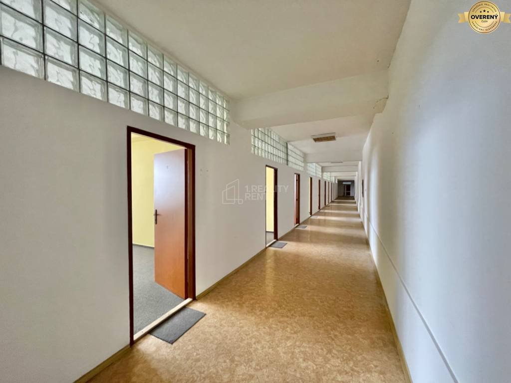 Prenájom kancelárskych priestorov 440m2 v priemyselnej časti Žiliny 