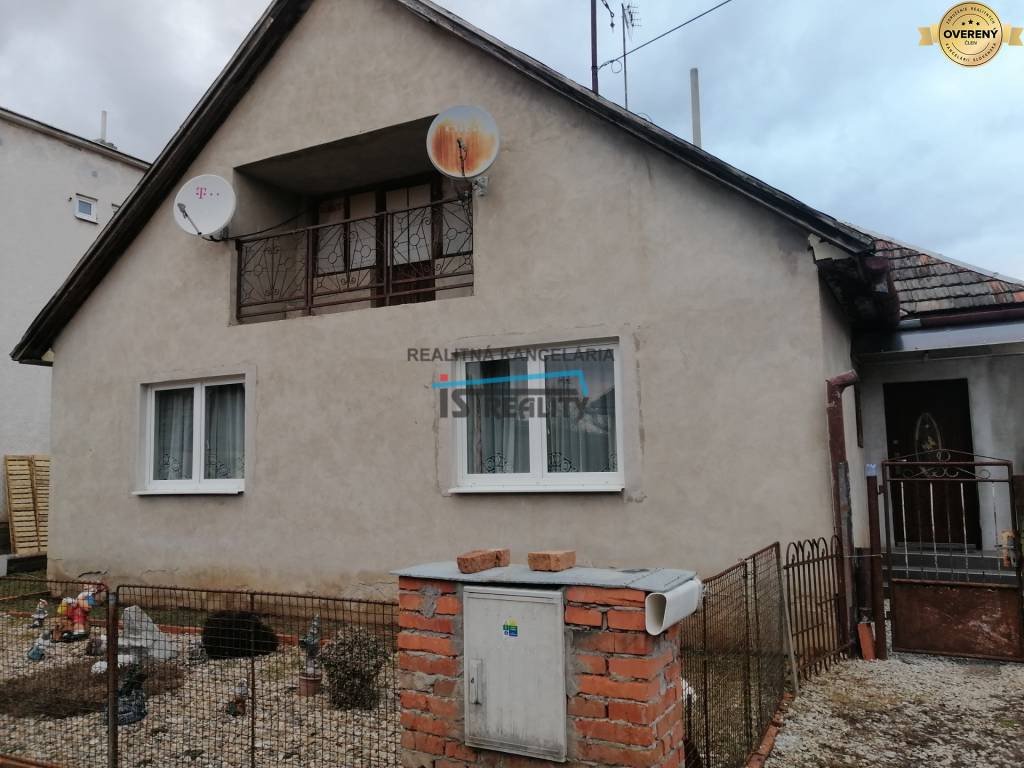 Na predaj rodinný dom v obci Slatina