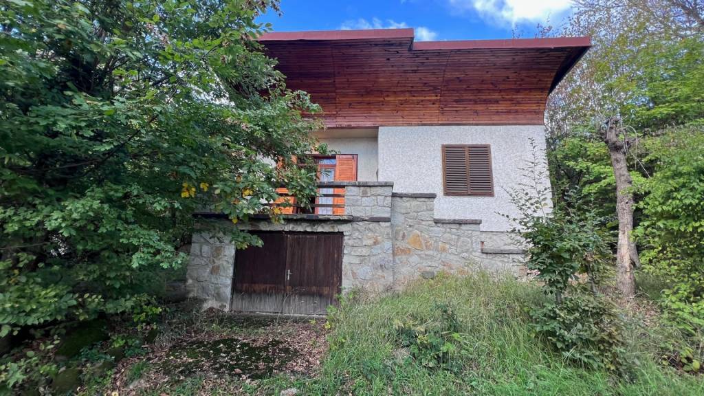 Rekreačná chata-Predaj-Kaluža-84 990 €