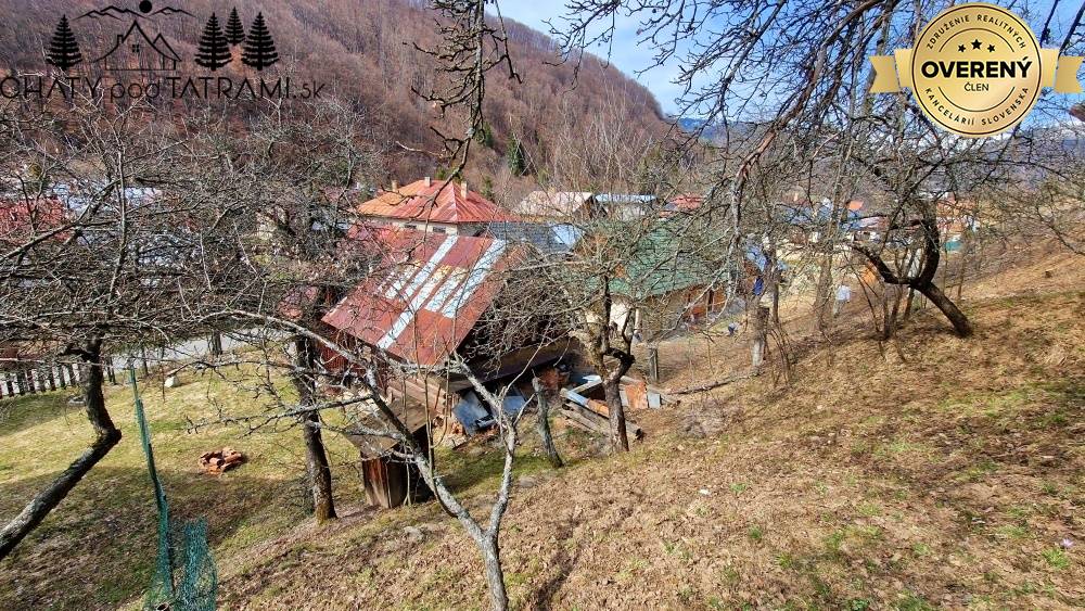 Stavebný pozemok na pokojnom mieste Mýto Nízke Tatry