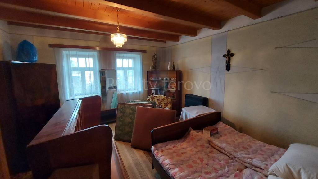 Predaj Rodinný dom Rodinný dom-Predaj-Podhájska-69999.00 €