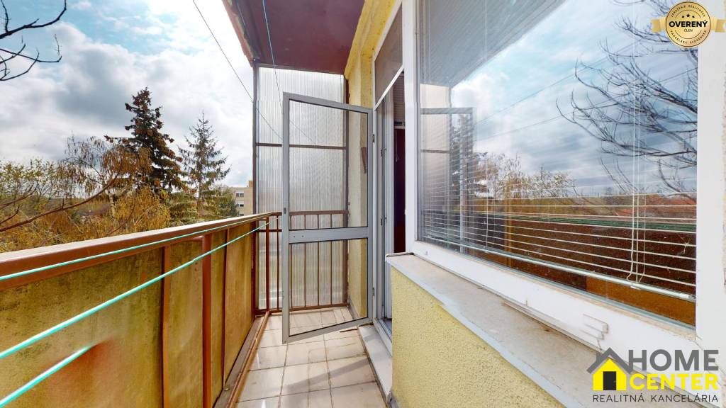 PREDAJ: 3 izbový, slnečný byt s balkónom - KOLÁROVO