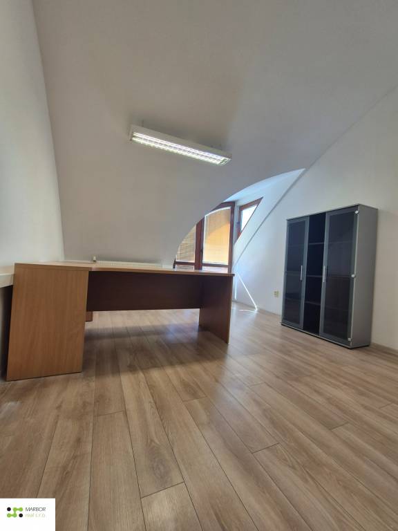 Na prenájom kancelárske priestory v budove EURODOM Košice