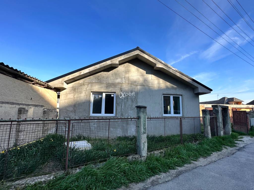 Rodinný dom-Predaj-Tešedíkovo-125000.00 €