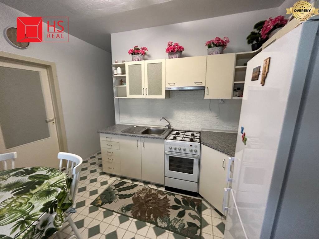 Predaj zariadeného 3 izb. bytu s lódžiou v NZ