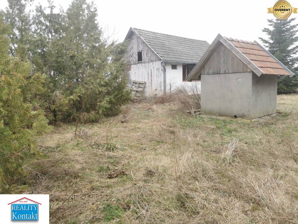 Znížená cena! Ponúkame na predaj chatku s pozemkom - Kolárovo