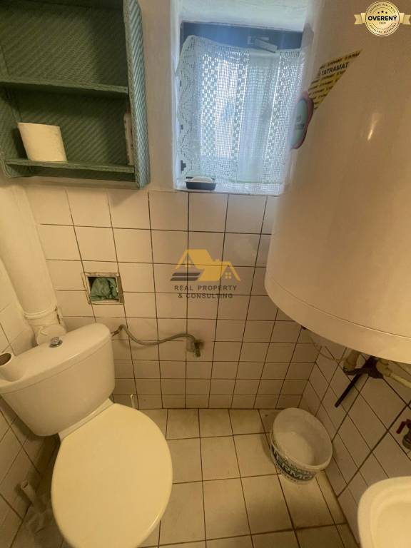 Predám apartmánový dom v obci Podhájska