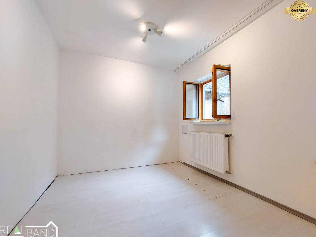 Predaj - Rodinný dom - Bratislava - Dúbravka, Strmé sady 408m²