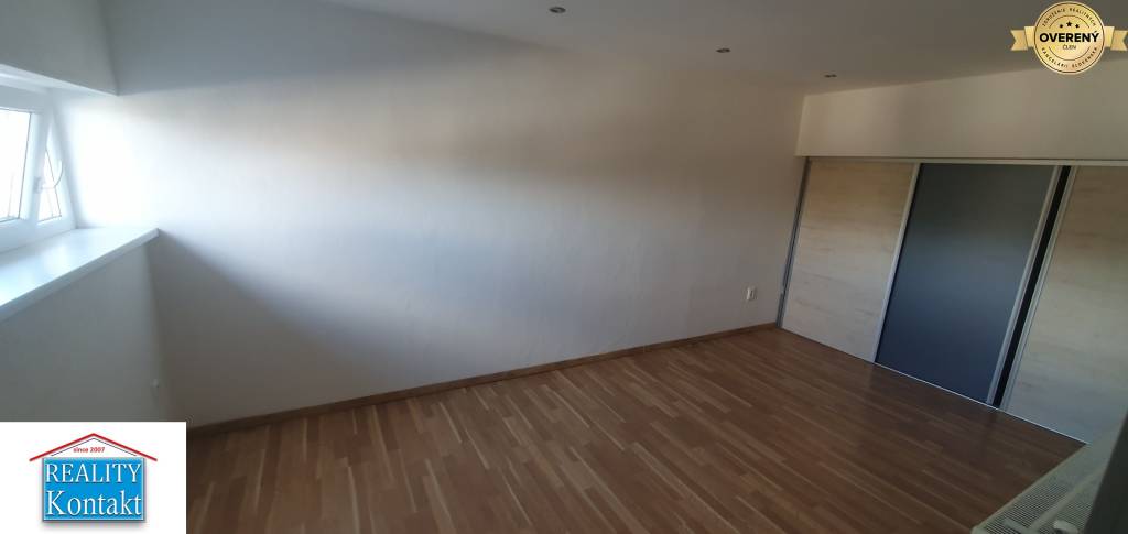 Ponúkame na prenájom 1 izbový byt 41 m2 Dvory nad Žitavou
