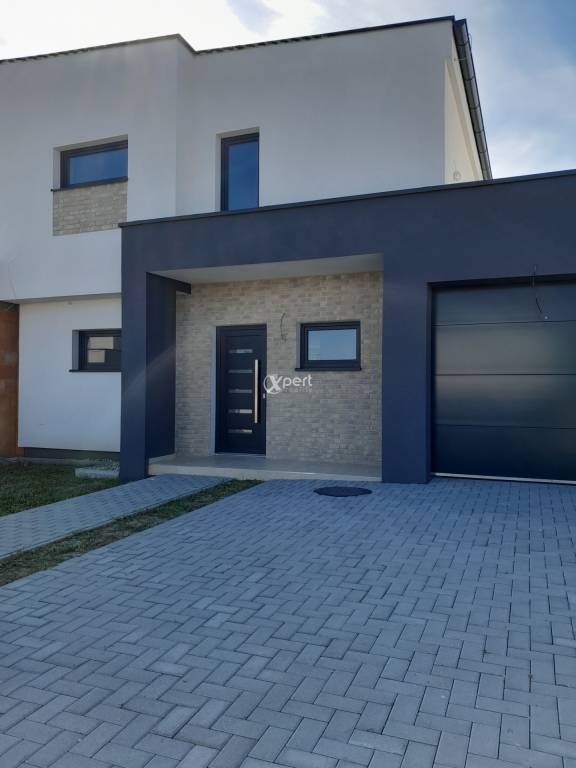 Rodinný dom-Predaj-Šamorín-345000.00 €