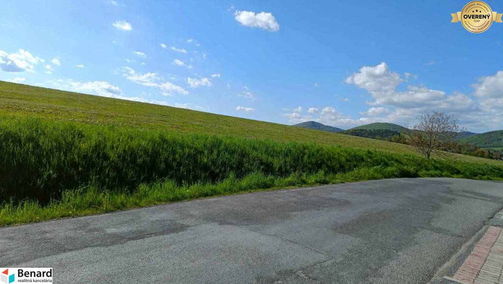 STAVEBNÉ POZEMKY V OBCI HUBOŠOVCE, 10 KM OD MESTA PREŠOV