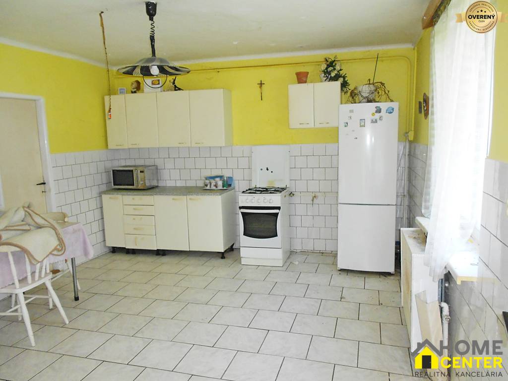 Rodinný dom-Predaj-Vráble-113000.00 €