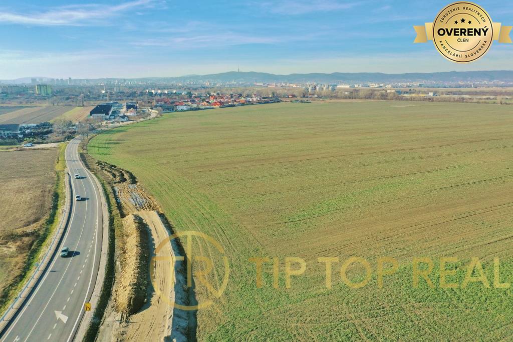 Pozemok pre RD-Predaj-Bratislava - mestská časť Vrakuňa-25.00 €