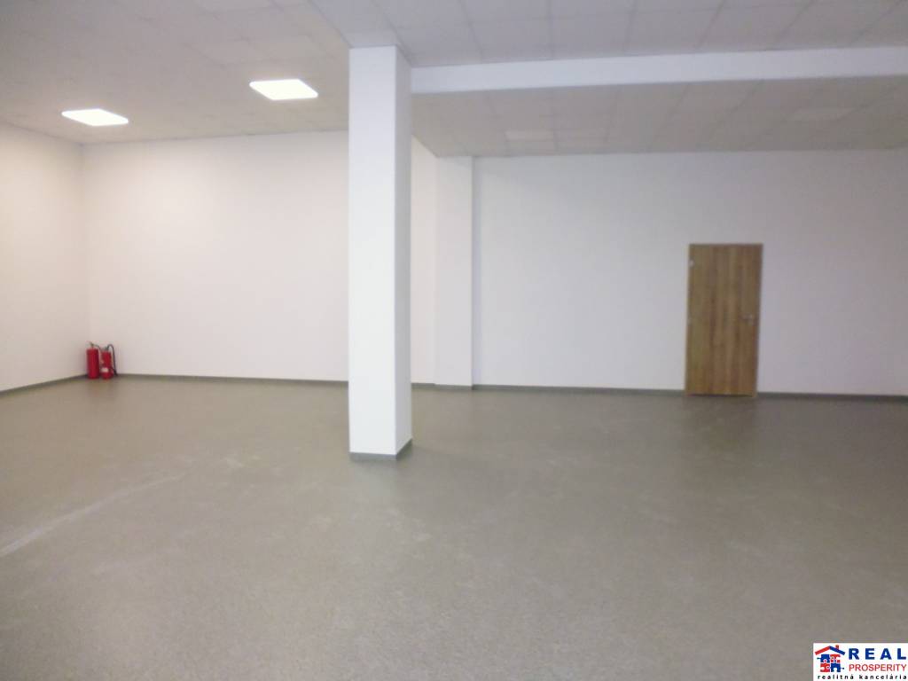 MASARYKOVA: VOĽNÉ OBCHODNÉ priestory- PRÍZEMIE 190 m2-KLIMATIZÁCIA