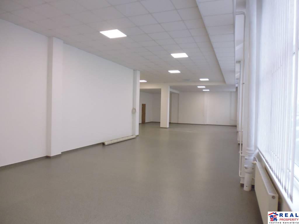 MASARYKOVA: VOĽNÉ OBCHODNÉ priestory- PRÍZEMIE 190 m2-KLIMATIZÁCIA