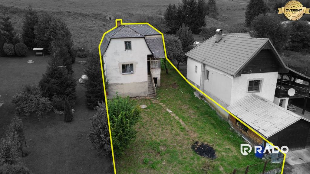 RADO | Stavebný pozemok 297m2 + starý rodinný dom, Vrícko - Martin